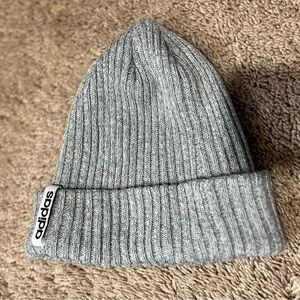 🩶Adidas🩶 Woman’s Gray Beanie